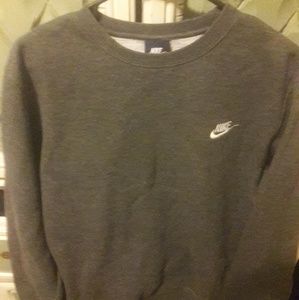 Nike sweatshirt